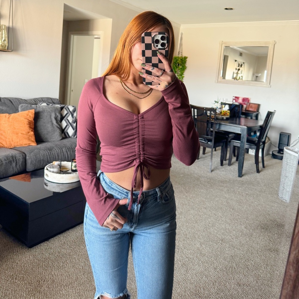 NWT MAUVE CROP TOP